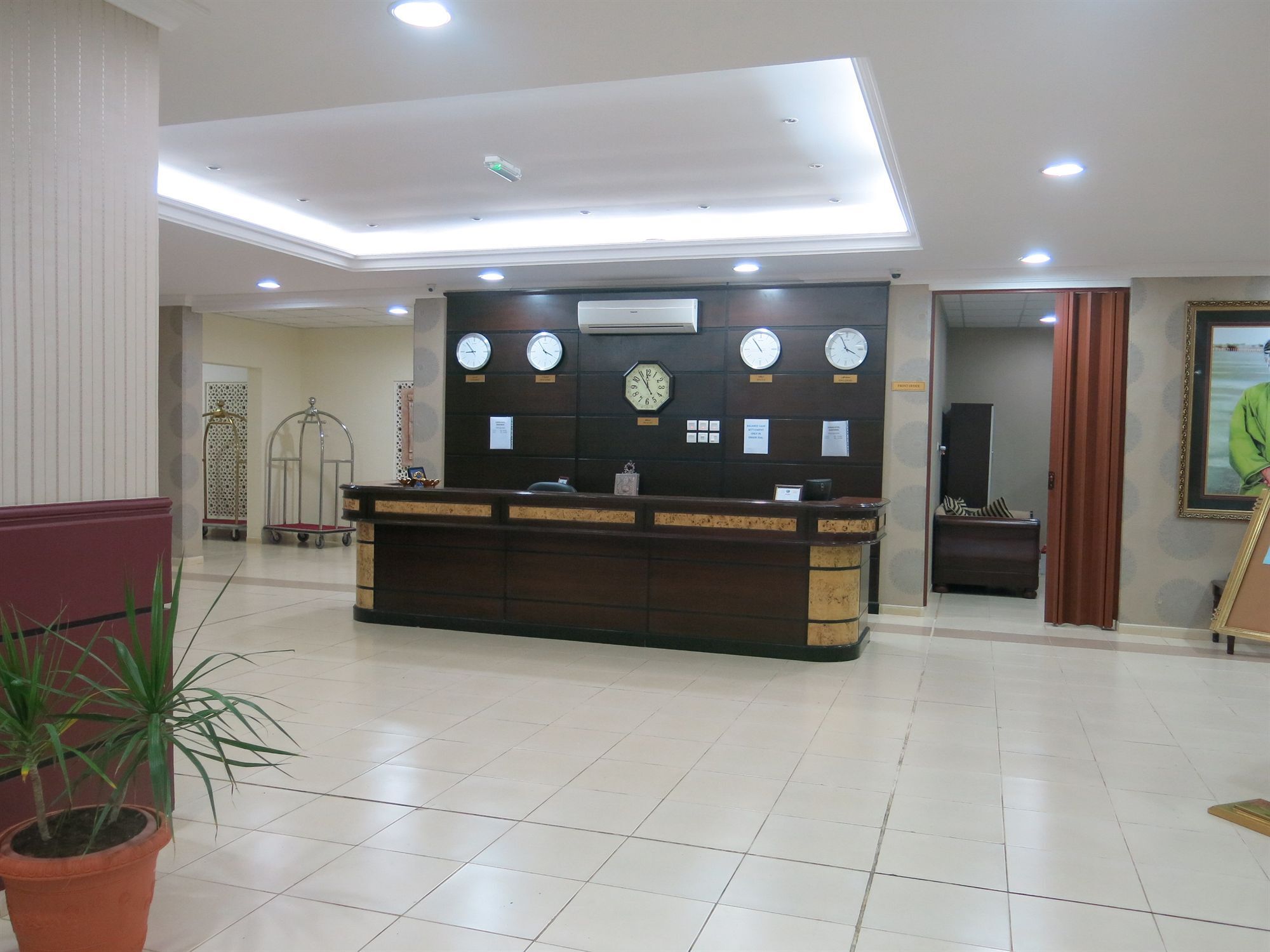 Ajwan Hotel Apartments Salalah Exterior photo
